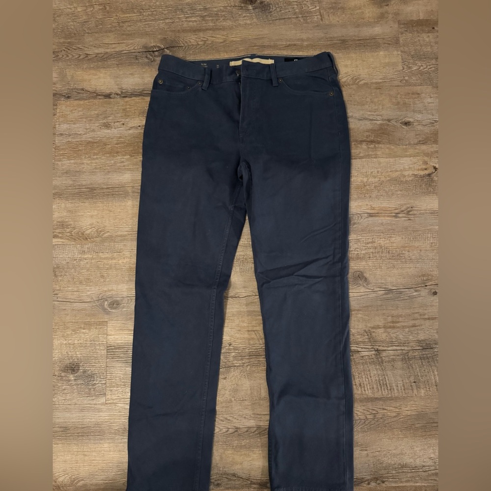 Banana Republic “the traveler” khakis - lightly worn